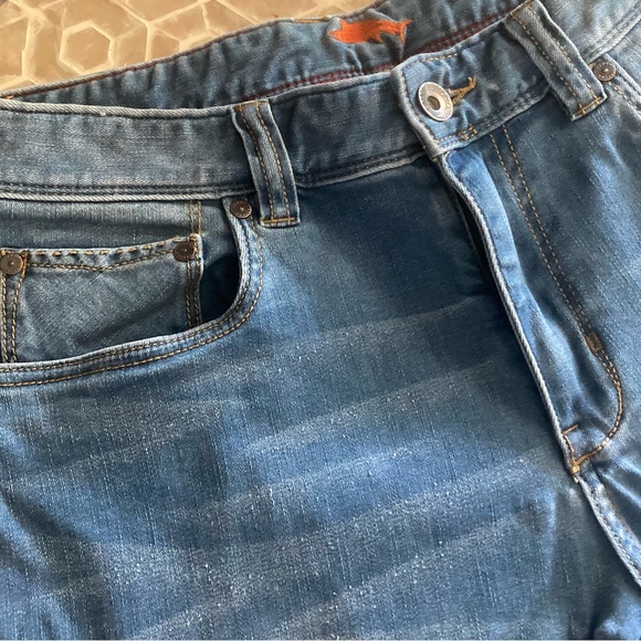 Tommy Bahama Costa Rica relaxed straight leg jeans (34/30) - Picture 6 of 8